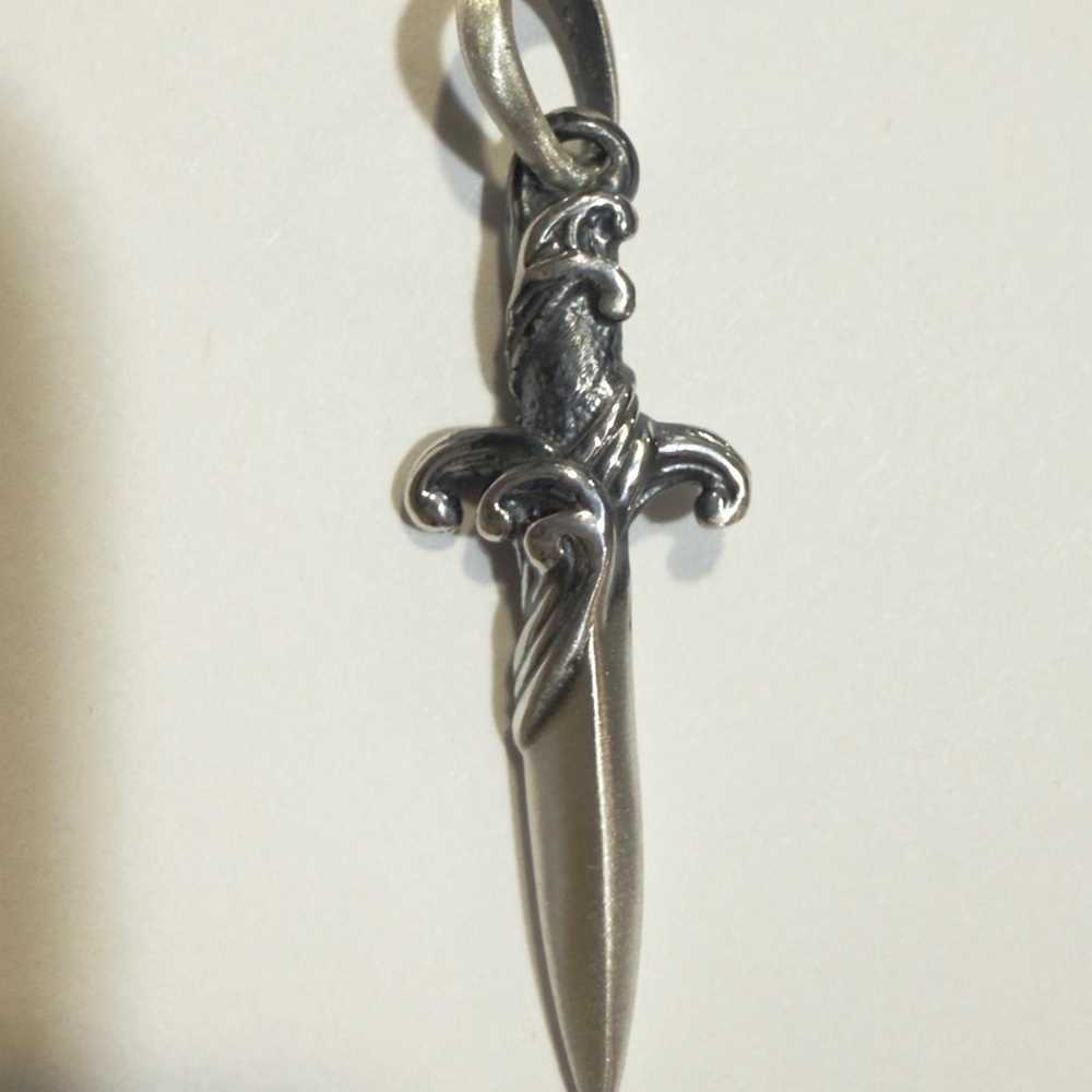 David Yurman Sterling Silver Dagger Pendent - Picture 2 of 6